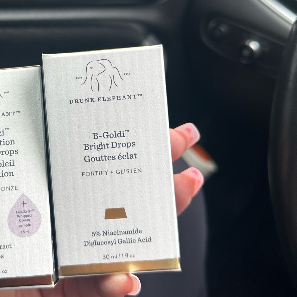 B Goldi Drops Drunk Elephant